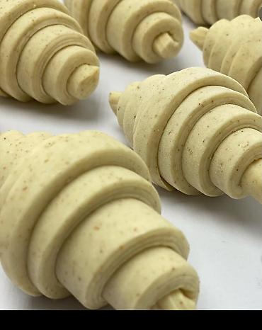 местные розы: 🥐 Принимаю заказы на круассаны! Мини и большие круассаны с разными — 1