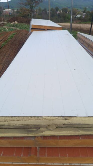 üsten cıxma şiferlər: Salam.sendvic panel satilir.uzunluq 3200mm eni 1000mm qalinliq
