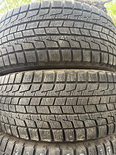 r17 subaru: 225/50/17 4 шт комплект в идеальном состоянии фирма Bridgestone — 2