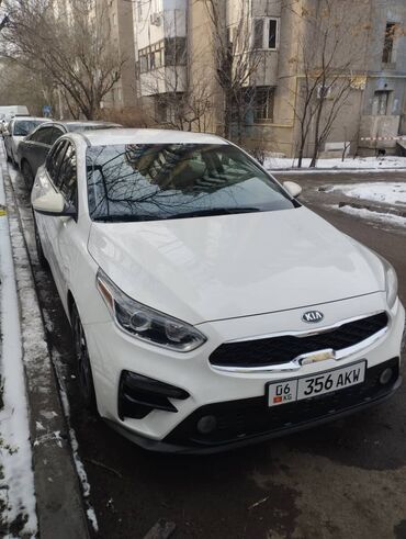 Kia Forte: 2019 г., 2 л, Вариатор, Бензин, Седан