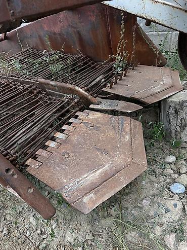 лампы для освещения: Картофелекопалка, 2 рядный, Прицеп, Б/у — 2