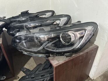 Подкрылки, брызговики, защита днища: Комплект передних фар Hyundai Оригинал
