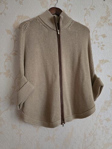 Kardiqanlar, jaketlər: Massimo Dutti, One size