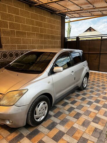 авто рынак бишкек: Toyota ist: 2002 г., 1.3 л, Автомат, Бензин, Хэтчбэк