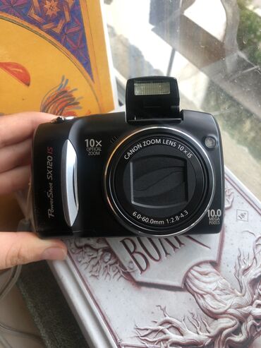 sony фотоапарат: Продаю фотоаппарат Canon Состояние идеальное, нет царапин, трещин, все