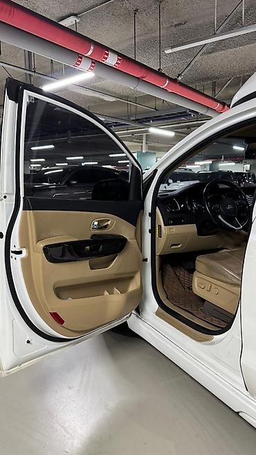 Kia: Kia Carnival: 2019 г., Минивэн — 8