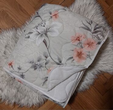 Prekrivači za nameštaj: Štep deka Dimenzije-140*200 Cena 2400 dij Pitati za dostupne dezene ❗ — 8