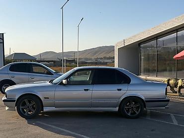 mazda 323 универсал: BMW 5 series: 1991 г., 3 л, Механика, Бензин, Седан — 9