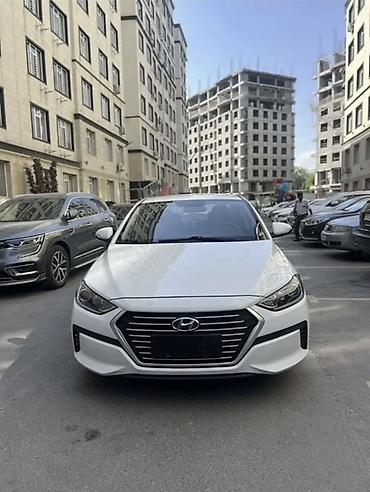 byd e1: Hyundai Elantra: 2020 г., 1.6 л, Автомат, Электромобиль, Седан — 1