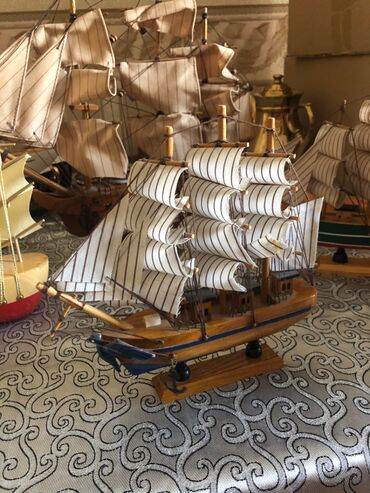 Gəmi modelləri: Original gəmi suvenir kolleksiyası. Hamısı əl işidir. Fərqli ölçüdə -da lalafo.az — 5 Gəmi modelləri: Original gəmi suvenir kolleksiyası. Hamısı əl işidir. Fərqli ölçüdə — 5