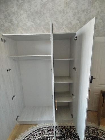 komodin: Uşaq/yeniyetmə otağı üçün mebel dəsti Tərkib: - Tək nəfərlik çarpayı — 5