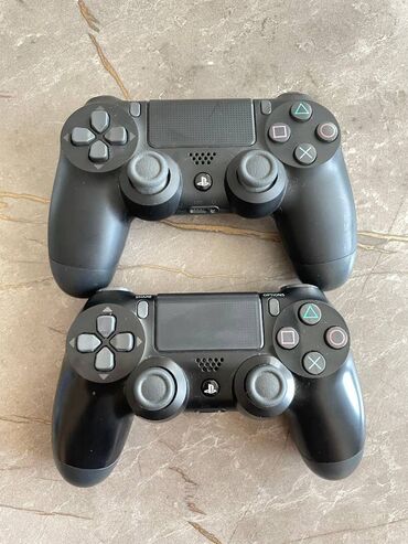 ps4 pultu: Ideal vəziyyətdə 2 ədəd original PS4 joystick Dual Shock 4 çox az