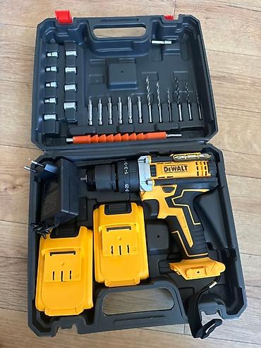 dewalt: Ударная дрель-шуруповерт DeWALT с аккумуляторами и зарядным — 2