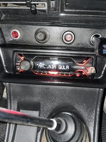 GPS naviqatorlar: Maqnitol, Sony, AUX