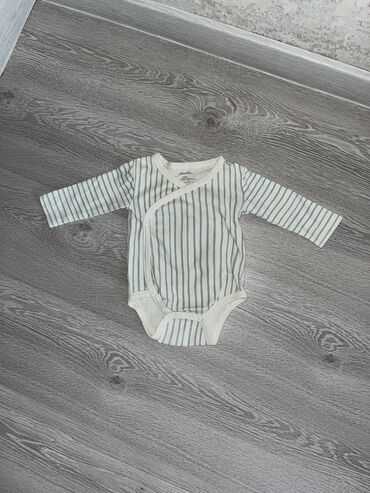 Uşaqlar üçün digər geyimlər: Qiz uwaqi ucun paltarlar satilir 0-5 aya qeder 80 azn. Продаются вещи — 11