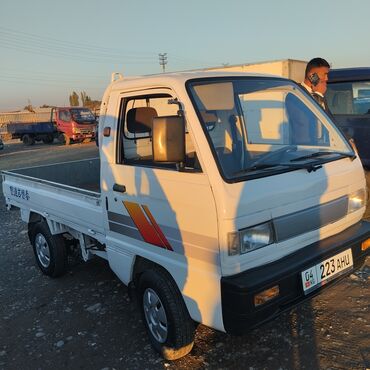 Dacia: Dacia : 2012 г., 0.8 л, Механика, Газ, Внедорожник