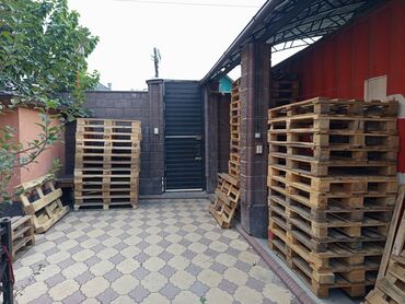 Другие упаковочные товары: Поддоны (европоддоны EPAL/EUR) - Материал: древесина. - Маркировка