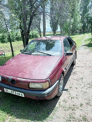 sprinter 315: Volkswagen Passat: 1989 г., Седан — 4