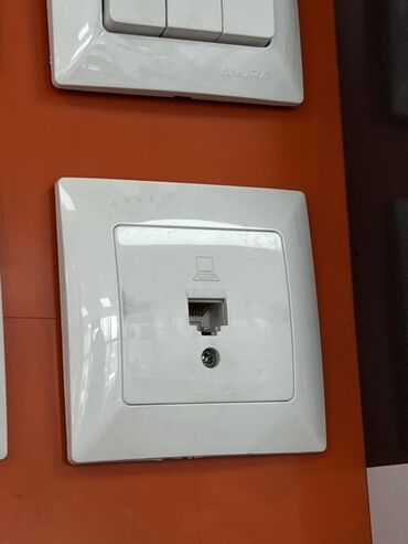 брусовочная машинка: Розетка, UTP менен, Anura, Ичине орнотмо розетка, 1 розетка