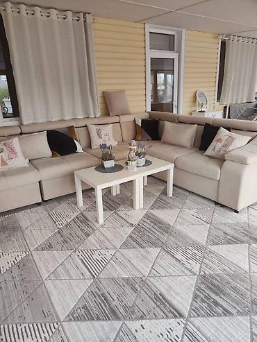 Продажа коттеджей и домов: Продается двухэтажный дом, участок 5 соток, с бассеином. Направление — 3