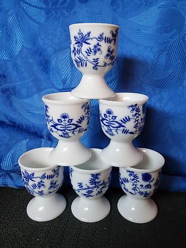 sobne lampe: Porcelanska nova,vintaz postolja za jaja. Postolja za jaja. Komada 6 — 3