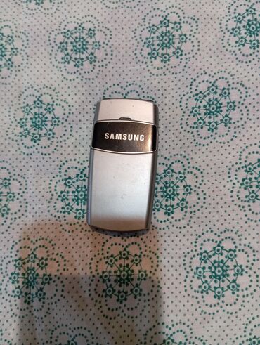 сотовый телефон блэкберри: Samsung C3530, Б/у, цвет - Серый, 1 SIM