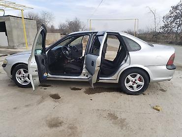 Opel: Opel Vectra: 1.6 l | 1998 il 357152 km Sedan — 10