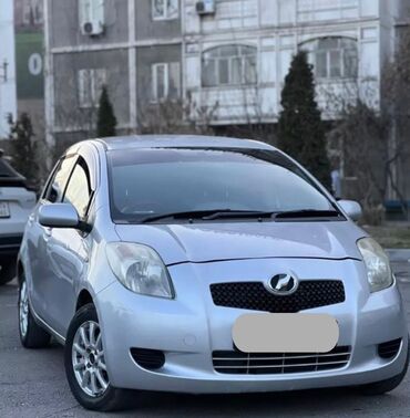 машина 1987: Toyota Vitz: 2005 г., 1.3 л, Автомат, Бензин, Хэтчбэк