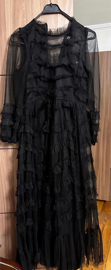 alt paltarları: S,S, M ölçü Zara və Lady Sharmdan alınıb alış qiymətləri bahadır.İdeal — 2