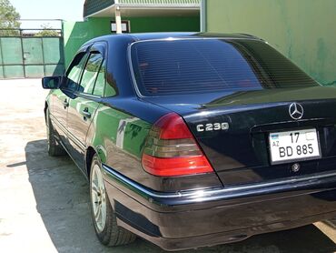 Mercedes-Benz: Mercedes-Benz 230: 2.3 l | 1998 il Sedan — 9