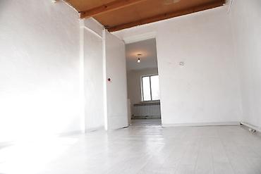 Долгосрочная аренда домов: 245 м², 11 комнат, Видеонаблюдение, Лоджия, Парковка — 8