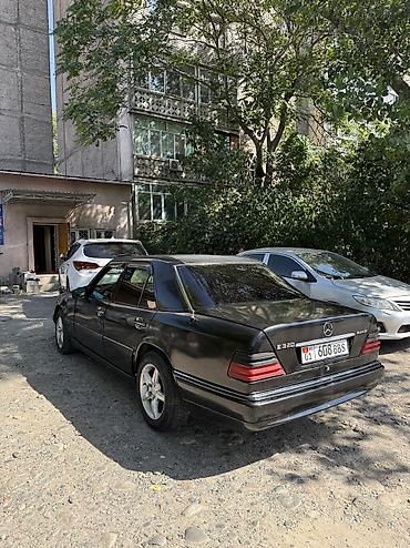 mersedes e class: Mercedes-Benz W124: 1993 г., 2.8 л, Механика, Бензин, Седан — 4