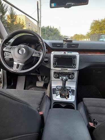 vaz qabaq susecl: Volkswagen Passat: 1.8 l | 2010 il Sedan — 7