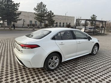 Toyota: Toyota Corolla: 2020 г., 1.8 л, Автомат, Гибрид, Седан — 5