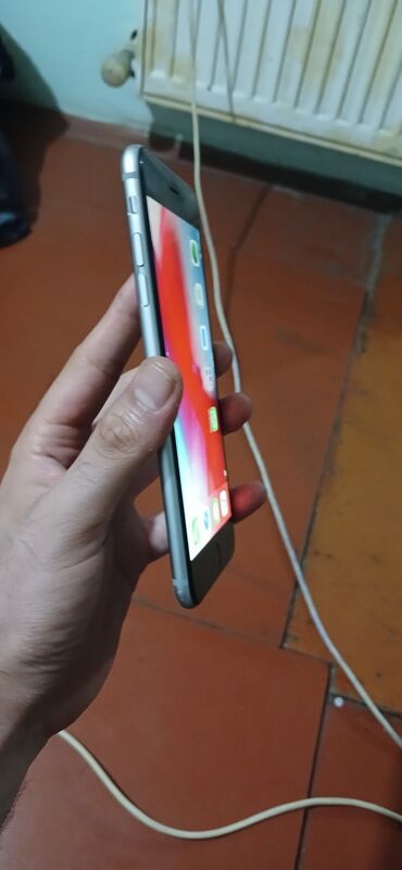 6s qutusu: IPhone 6s, 16 GB, Gümüşü, Barmaq izi
