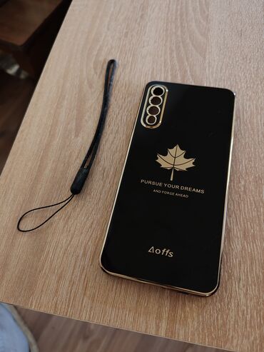 Futrole: Silikonska maska za Samsung A50 Otmena i elegantna. Crno zlatna boja