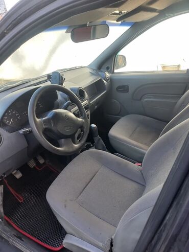 машина golf: Renault Logan: 2008 г., 1.4 л, Механика, Бензин, Седан