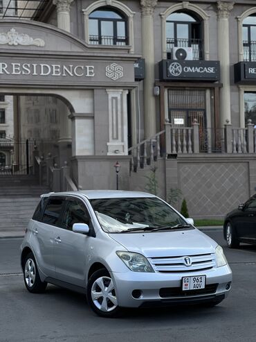 tayota runx: Toyota ist: 2003 г., 1.5 л, Автомат, Бензин, Хэтчбэк