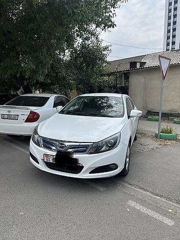 byd t5: BYD E5: 2017 г., Автомат, Электромобиль, Седан — 2