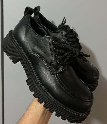 Кроссовки и спортивная обувь: Кроссовки и кеды из подборки на фото. 1) Adidas Samba - Классический — 6