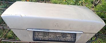mercedes panel: Məhsul: Avtomobil baqaj qapağı Təsvir: - Rəng: Açıq boz/gümüşü - — 1