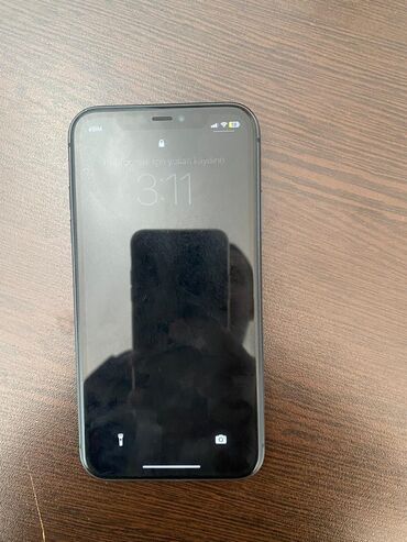 BMW: IPhone 11, 64 GB, Qara, Face ID