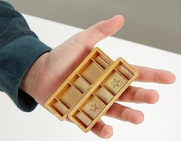 jenga: Jenga Gold — настольная игра Hasbro с «золотыми» брусками. Цена - 350 — 3
