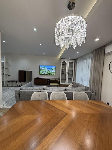 Продажа квартир: 3 комнаты, 117 м² — 2