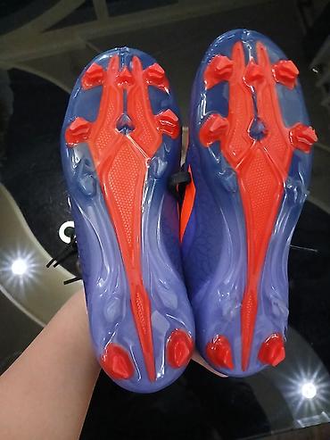 бутсу: Футбольные бутсы для натурального газона.Оригинальные Adidas - Тип — 2