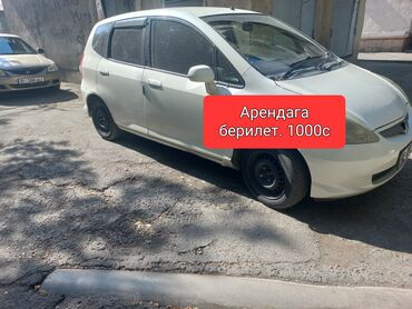 homda fit: Honda Fit: 1.3 л, Автомат, Бензин