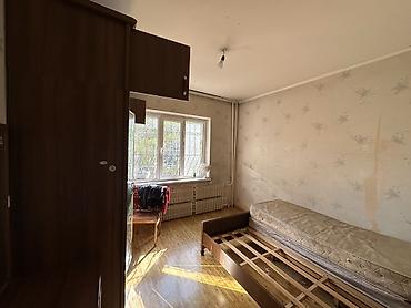 Продажа квартир: 3 комнаты, 74 м², Юг-2 мкр 106 серия, 2 этаж, Старый ремонт — 2