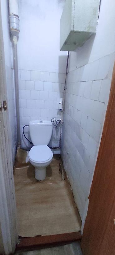 Uzunmüddətli kirayə mənzillər: 2 otaqlı mənzil. Mənzildə yataq otağı, geniş qonaq otağı, ayrıca — 8