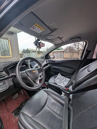 шевролет спарк 2017: Chevrolet Spark: 2017 г., 1 л, Автомат, Газ, Хэтчбэк — 5