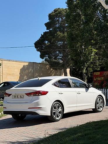 hyundai sonata 2 turbo: Hyundai Elantra: 1.6 l | 2018 il Sedan — 3